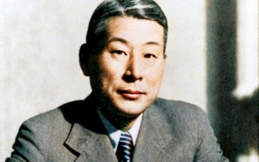 Chiune Sugihara – Japanese Schindler Helped 5,580 Jews Escape The Holocaust